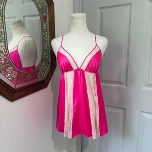 Early 2010s Victorias Secret Hot Pink & Ivory Floral Lace Satin Babydoll Slip L